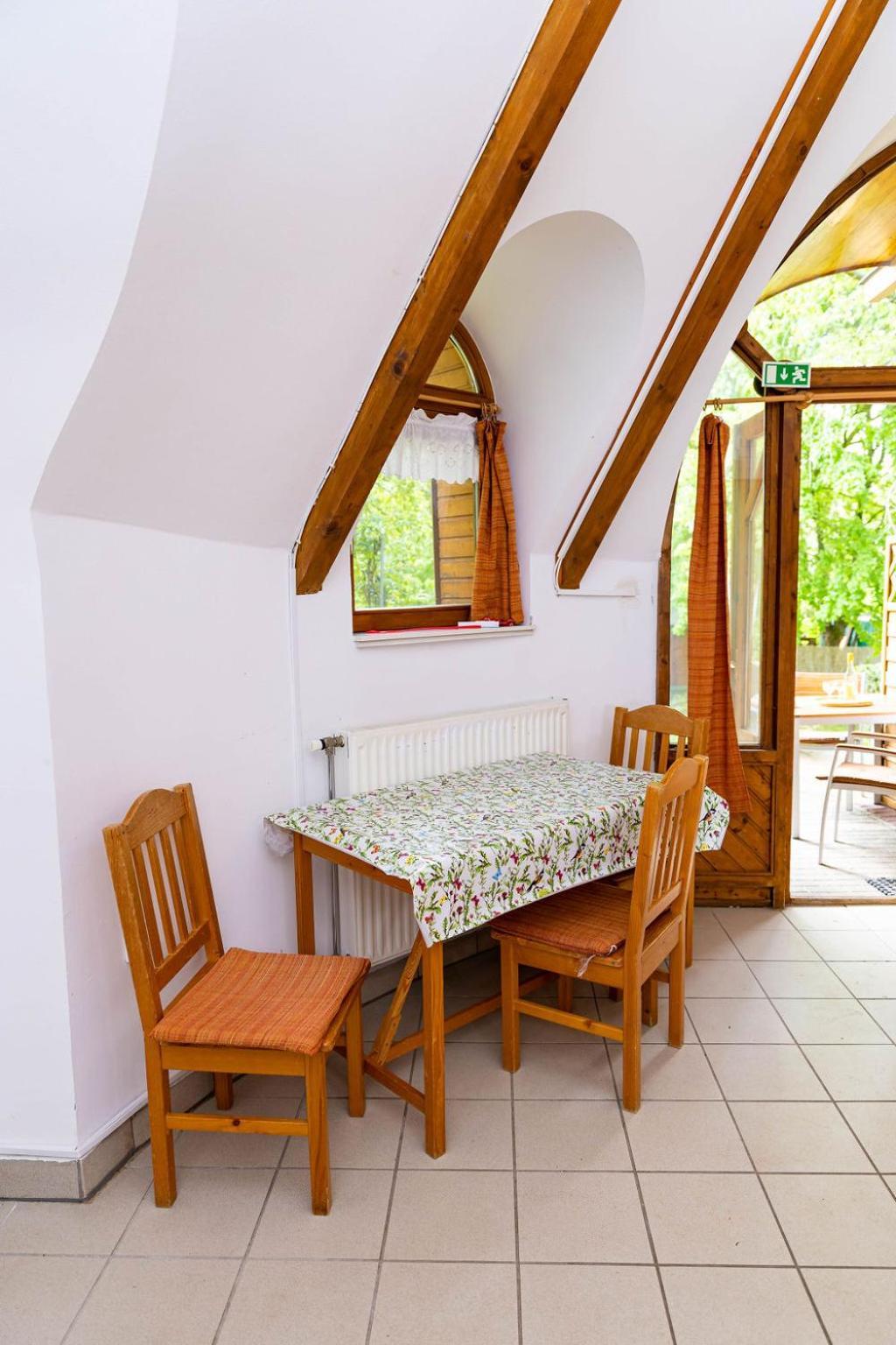 Gesztenye Nyaralopark Balatonudvari Esterno foto