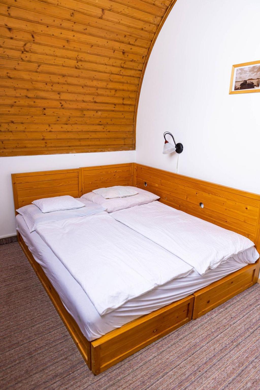 Gesztenye Nyaralopark Balatonudvari Esterno foto