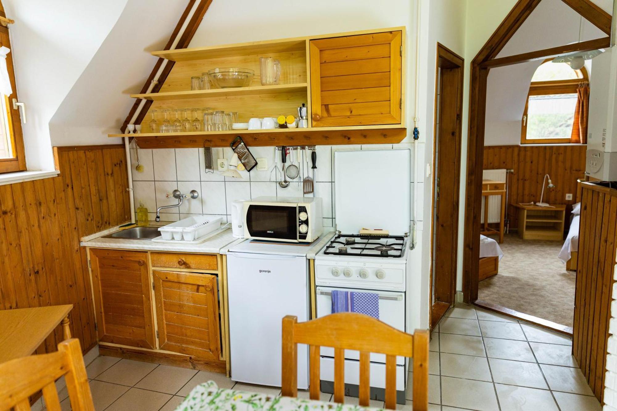 Gesztenye Nyaralopark Balatonudvari Esterno foto