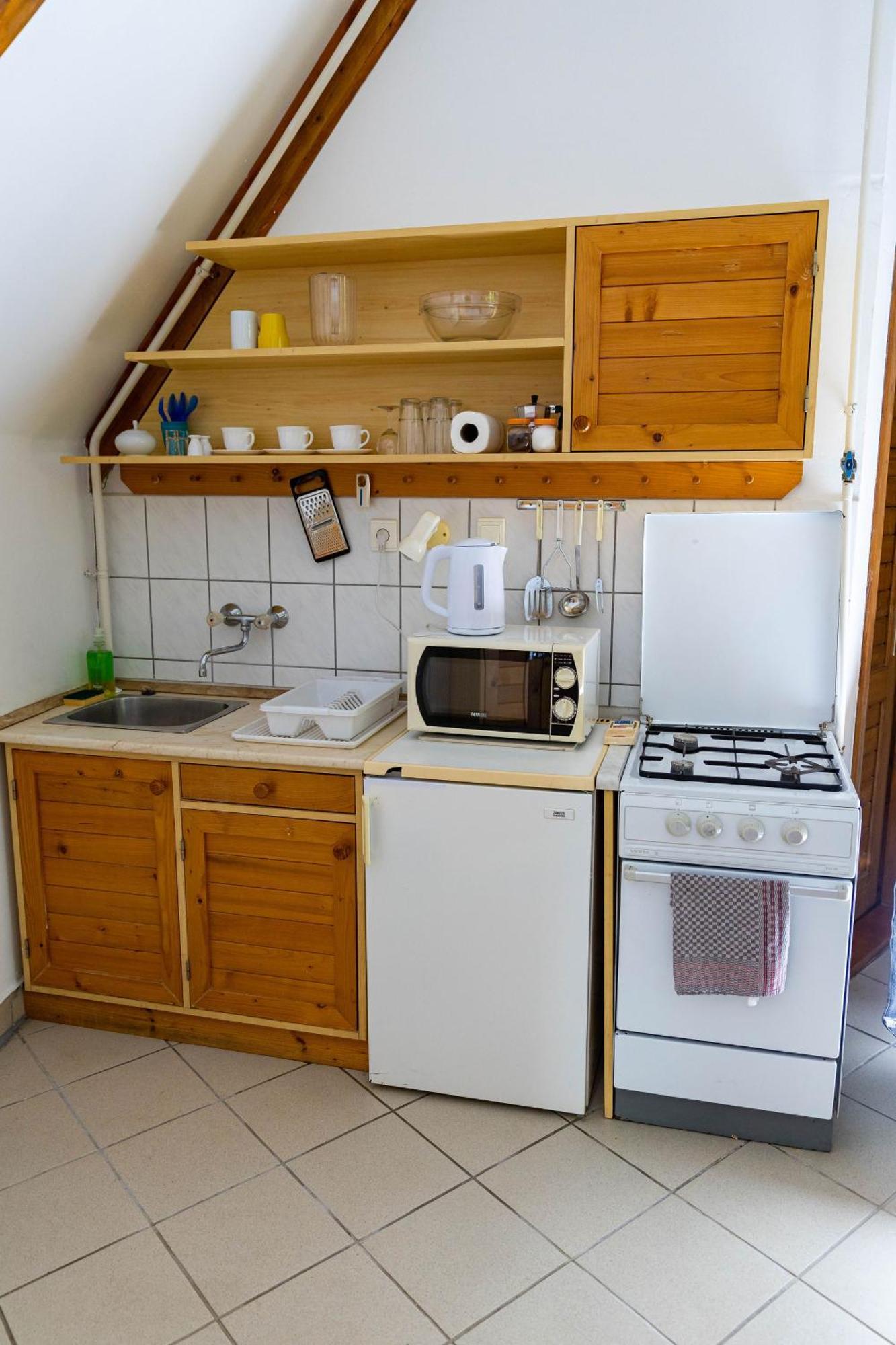 Gesztenye Nyaralopark Balatonudvari Esterno foto