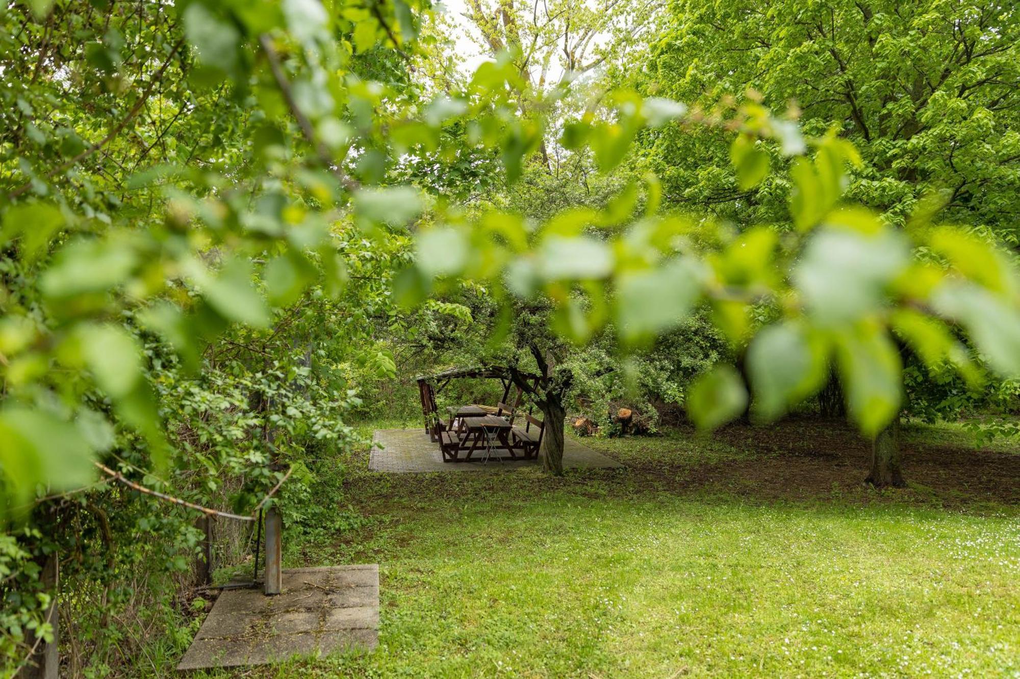 Gesztenye Nyaralopark Balatonudvari Esterno foto