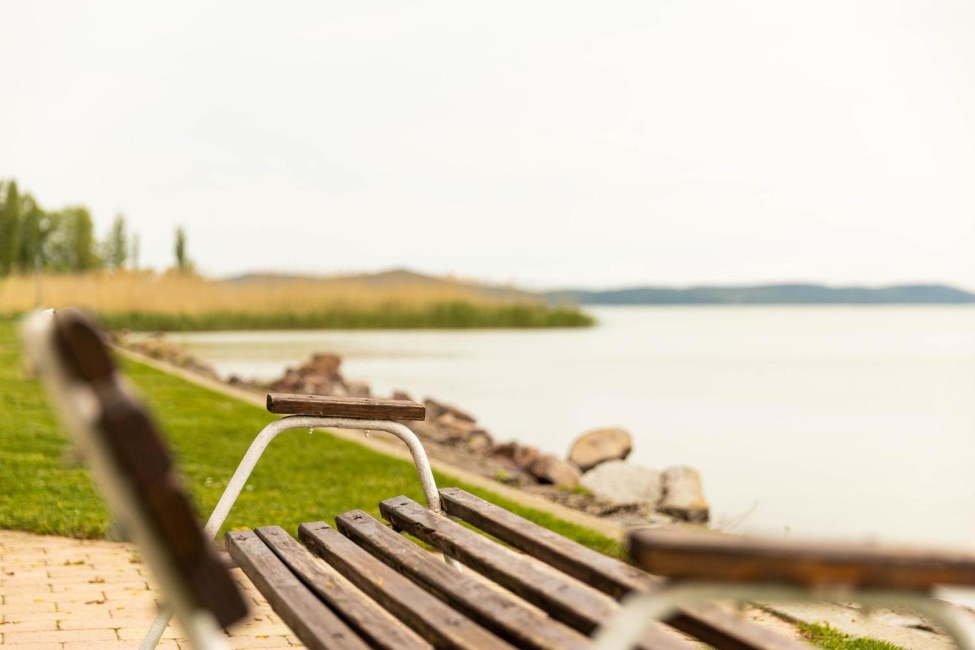 Gesztenye Nyaralopark Balatonudvari Esterno foto