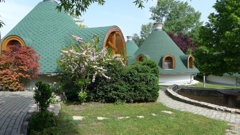 Gesztenye Nyaralopark Balatonudvari Esterno foto